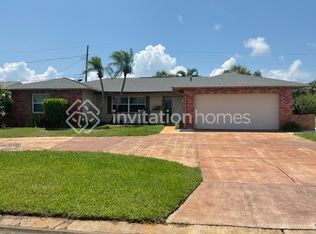 6996 14th Ave N, Saint Petersburg, FL 33710