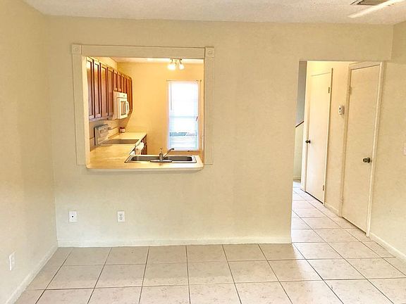 2nd image of 5005 Breckenridge Place #4