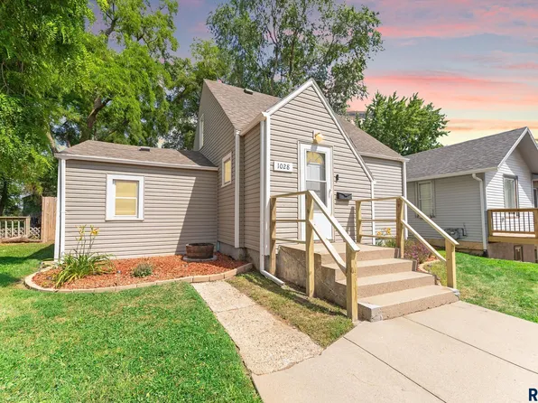 1028 N Duluth Ave, Sioux Falls, SD 57104