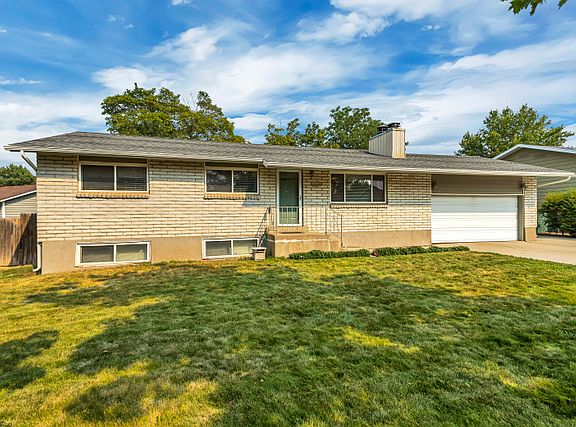 3rd image of 6029 S Don Quixote Dr