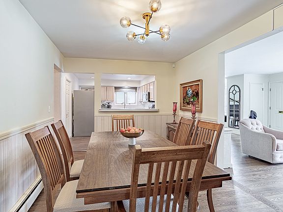 5th image of 3890 Gregory Dr