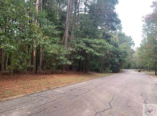 Woodland Lake Dr, Atlanta, TX 75551