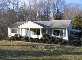 951 Warner Dr, Huntingtown, MD 20639