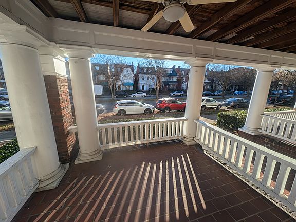5th image of 10 S Arthur Ashe Blvd APT 2