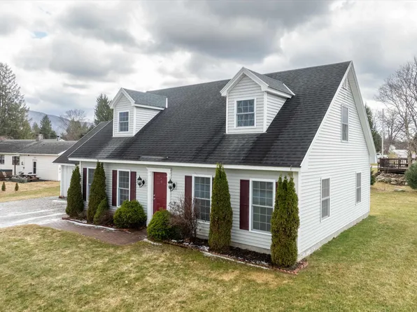 6 Emeritus Street, Rutland City, VT 05701