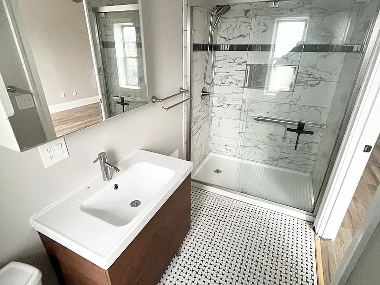 13450 Cedar Rd — Photo 5