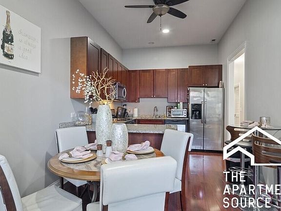 3rd image of 3507 N Elston Ave #1F