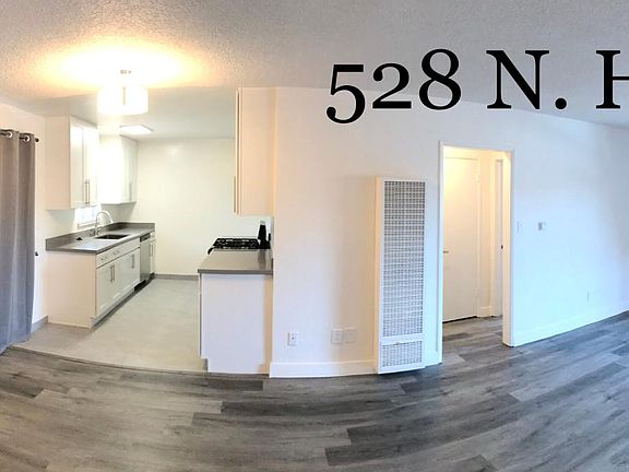 Living Room/Full Kitchen