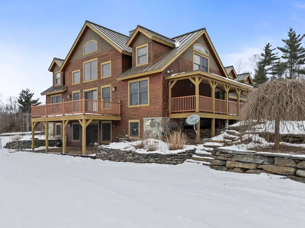 10 Harrys Way, Strong, ME 04983