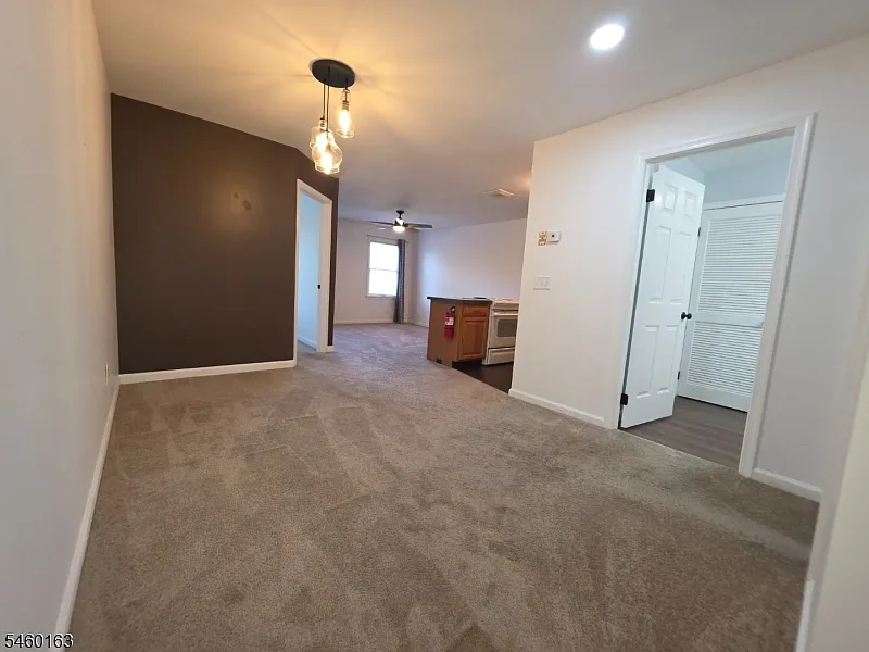 2 bed, 1.0 bath, $1,950 — Photo 3