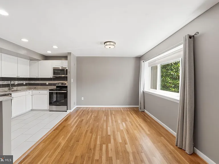 5003 Sentinel Dr #22 — Photo 6
