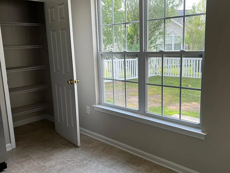 505 Pennington Loop — Photo 9