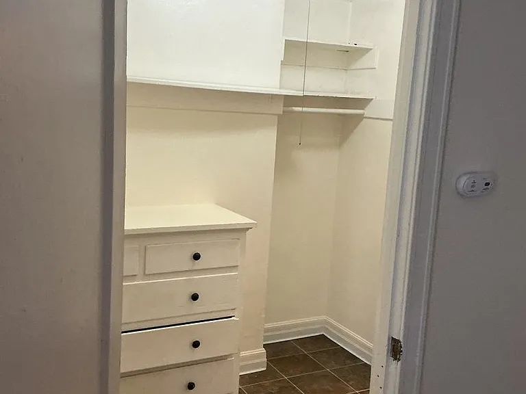 The Davenport Apartments — Photo 9