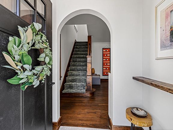 3rd image of 653 Sheldon Street
