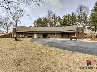 26021 Ridge Rd, Excelsior Springs, MO 64024