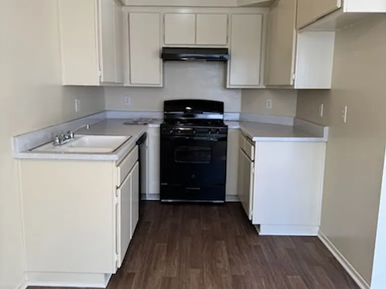 14037 Yukon Ave #1-23 — Photo 3