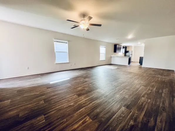 520 Locksley Cv, Jarrell, TX 76537