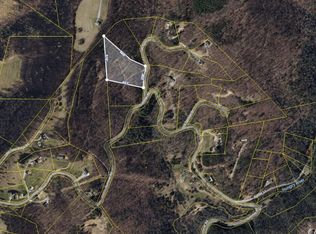 47 W Splitrail Dr #3, Hendersonville, NC 28792