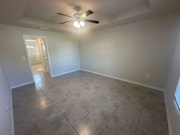 4th image of 3413 NE 12th Ave