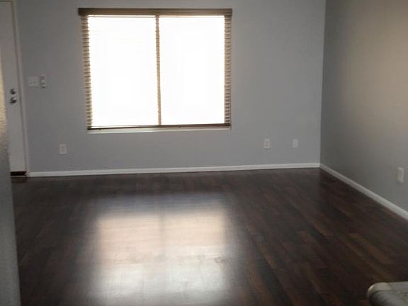 3rd image of 1432 W Emerald Ave Unit 10