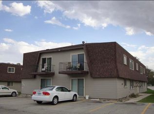 3211 Terrace Dr #3219, Cedar Falls, IA 50613