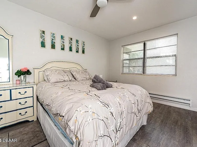 828 N Grandview Ave #4 — Photo 11
