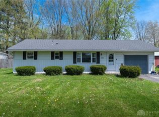 7351 Willow Dr, Blanchester, OH 45107