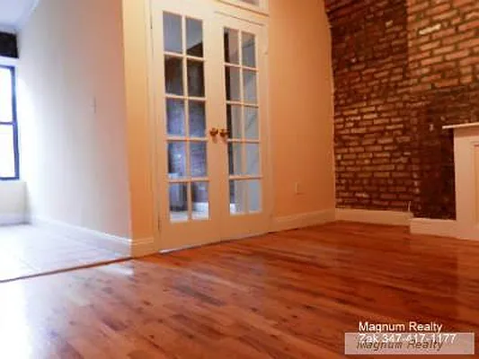 Rented by Magnum Realty Holdings, LLC | media 17