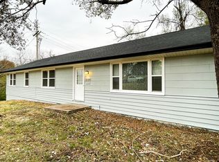 10504 Holmes Rd, Kansas City, MO 64131
