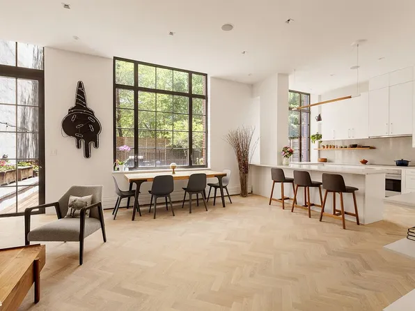 50 Clinton St #1C, New York, NY 10002