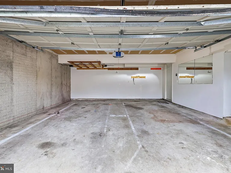 2917 Markhams Grant Dr — Photo 67