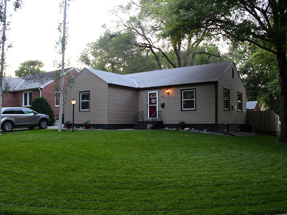 2nd image of 3176 Mayflower Ave