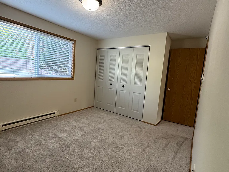Chestnut Place Apartments — Photo 22