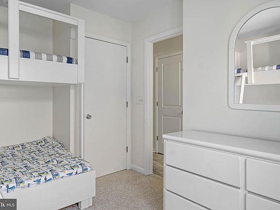 3rd image of 109 Rodney Ave #D