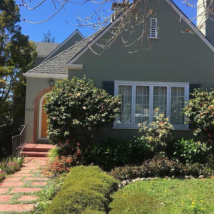 2nd image of 143 Ricardo Ave