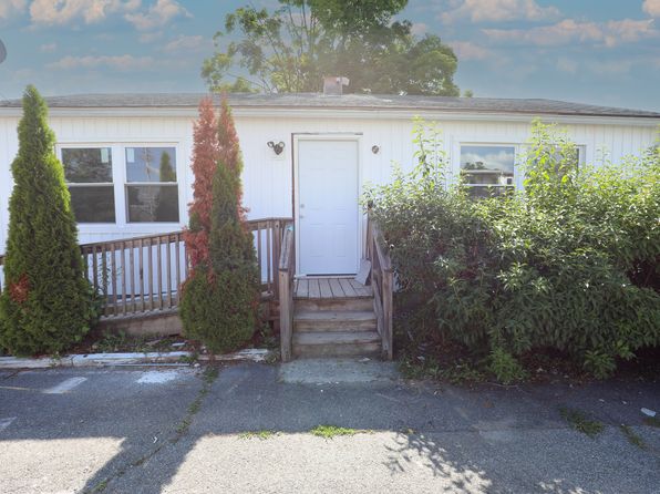 150-154 W Main St #2