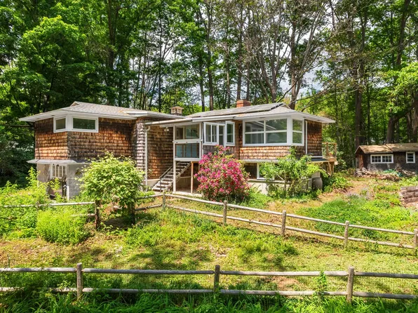9 Busdick Drive, Kittery, ME 03904