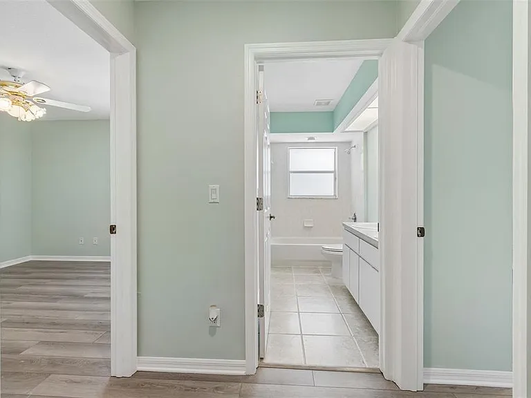 9619 Springbrook Dr — Photo 32