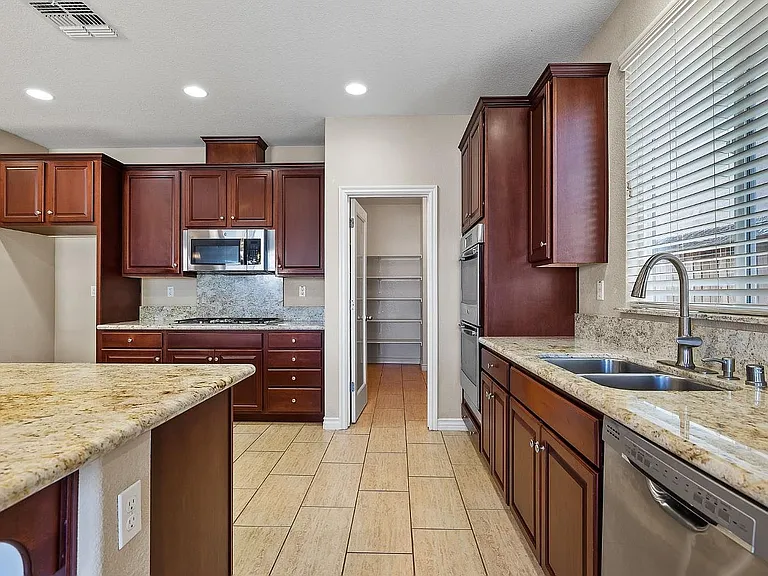 5282 Jacque Bell Ln — Photo 20
