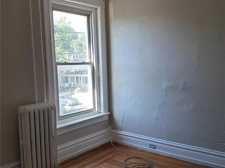 44 N 13th St #2 — Photo 4