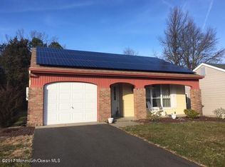 24 Hastings Rd, Manchester, NJ 08759