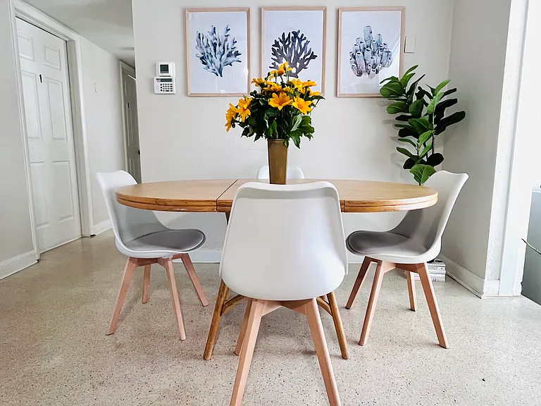 111 Bluff Ter — Photo 11