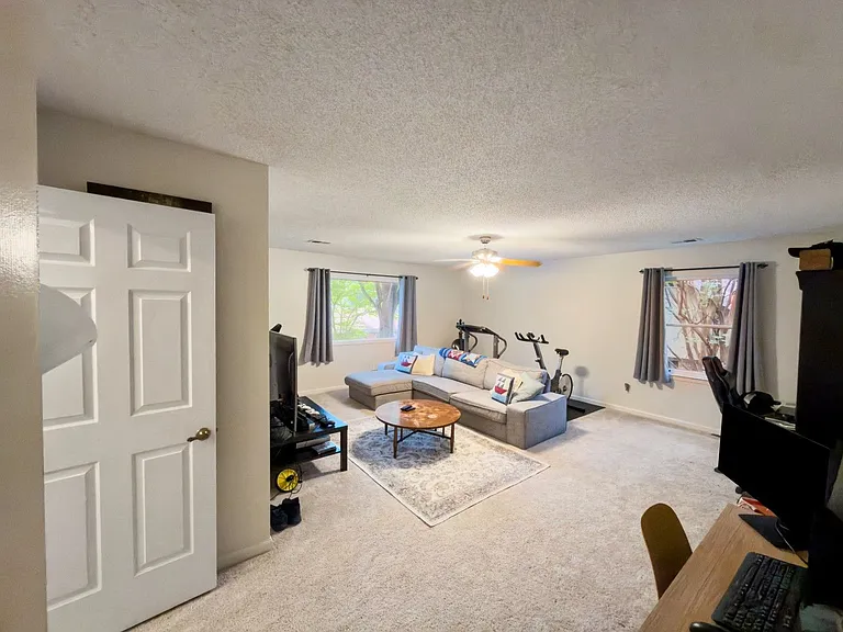 743 Grovewood Dr — Photo 29