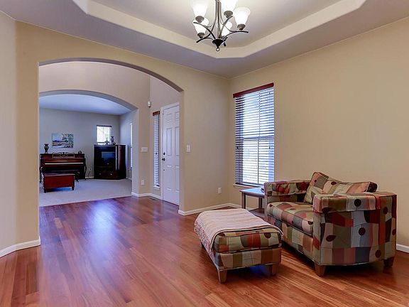 2nd image of 26765 E Peakview Dr