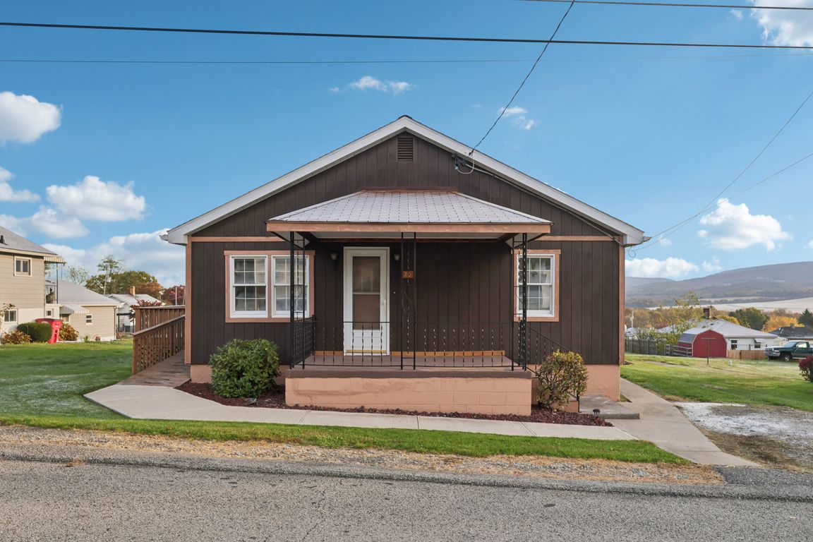 Poplar St-S3010-001.jpg