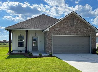 1420 Tina St, Thibodaux, LA 70301