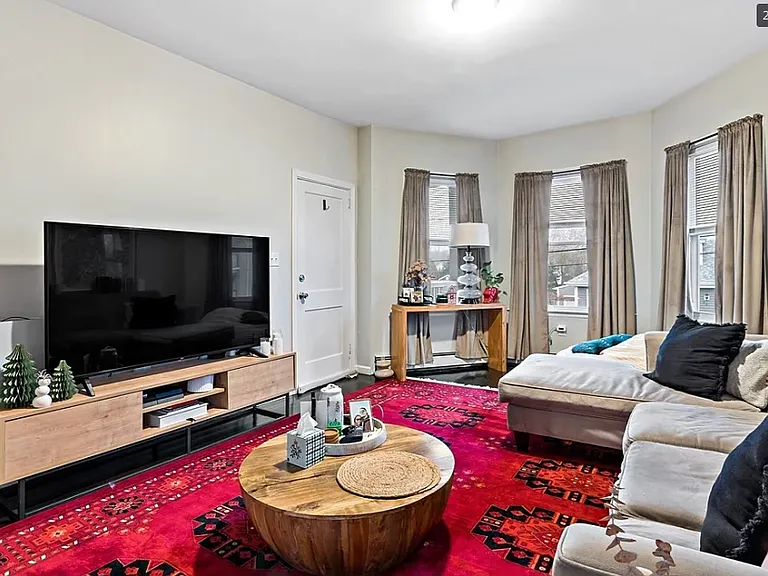 24 Potter St #2 — Photo 2