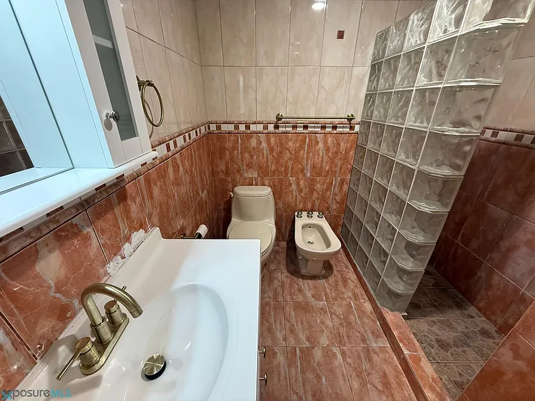 618 Pedro Alarcon 618 Mansiones De Espana Casa #4 — Photo 15