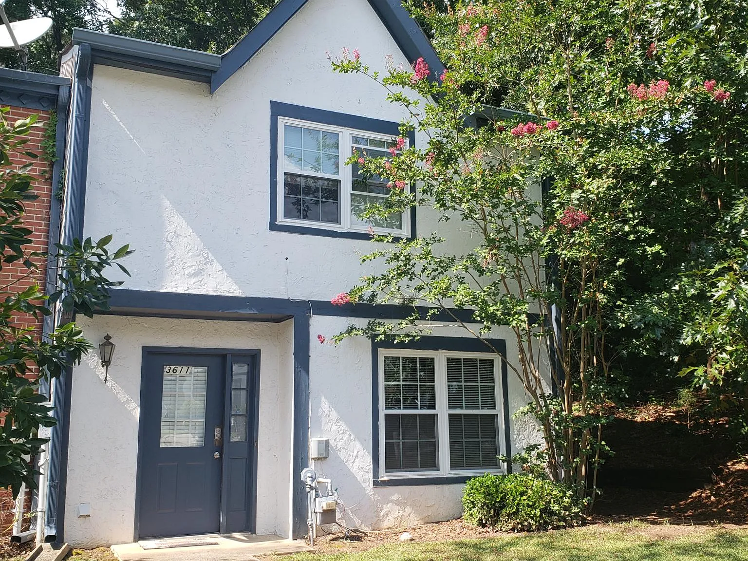 2 bed, 2.5 bath, 1184 sqft, $1,850 — Photo 2