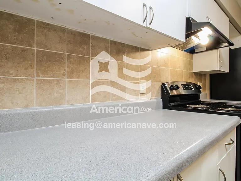 5148_005_kitchen_6.jpg